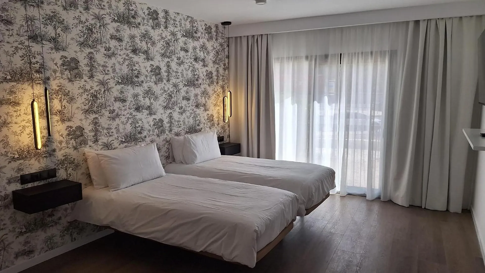The Orange House Boutique Hotel And Upstairs Rooftop Bar Center Of La Cala De Mijas 100M From The Beach